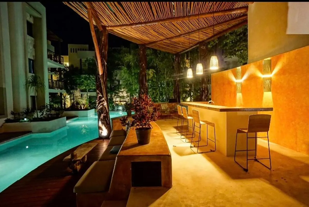 Apartment Sleeps 4-6-Amazing 2 Bedroom Ph With Bbq Jacuzzi Tulum