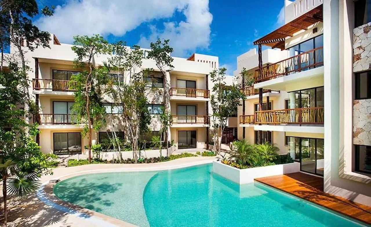 Sleeps 4-6-Amazing 2 Bedroom Ph With Bbq Jacuzzi Tulum Mexico