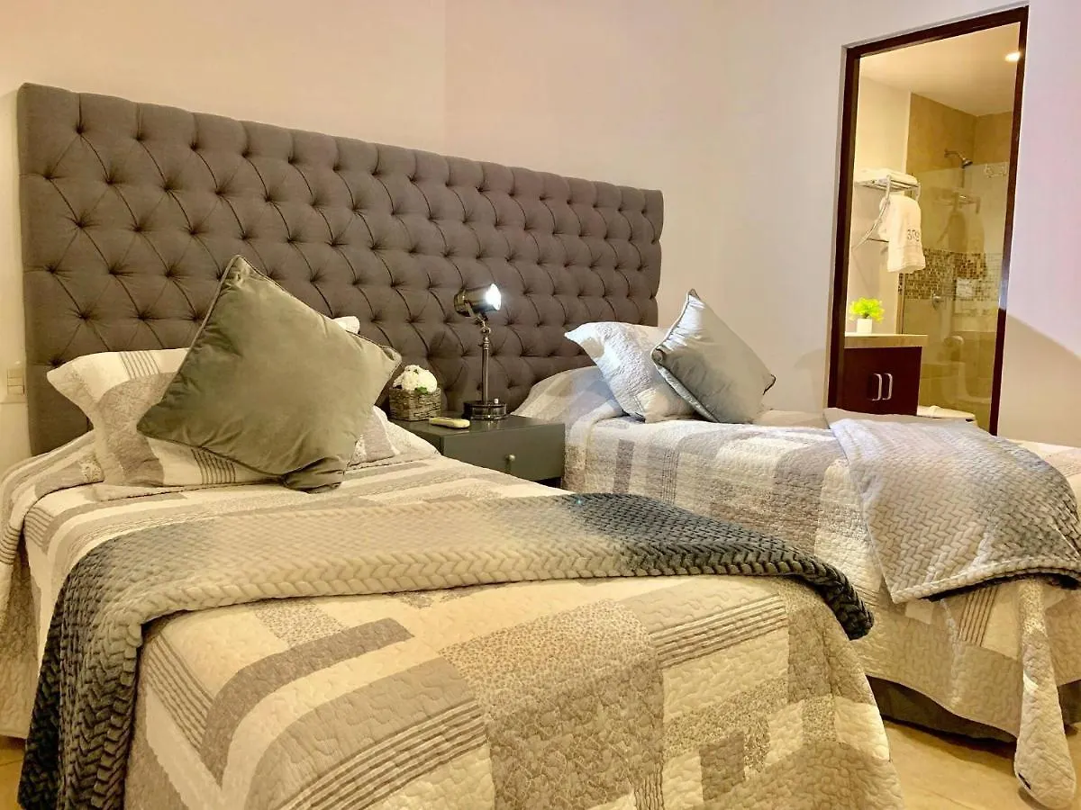 Sleeps 4-6-Amazing 2 Bedroom Ph With Bbq Jacuzzi Tulum