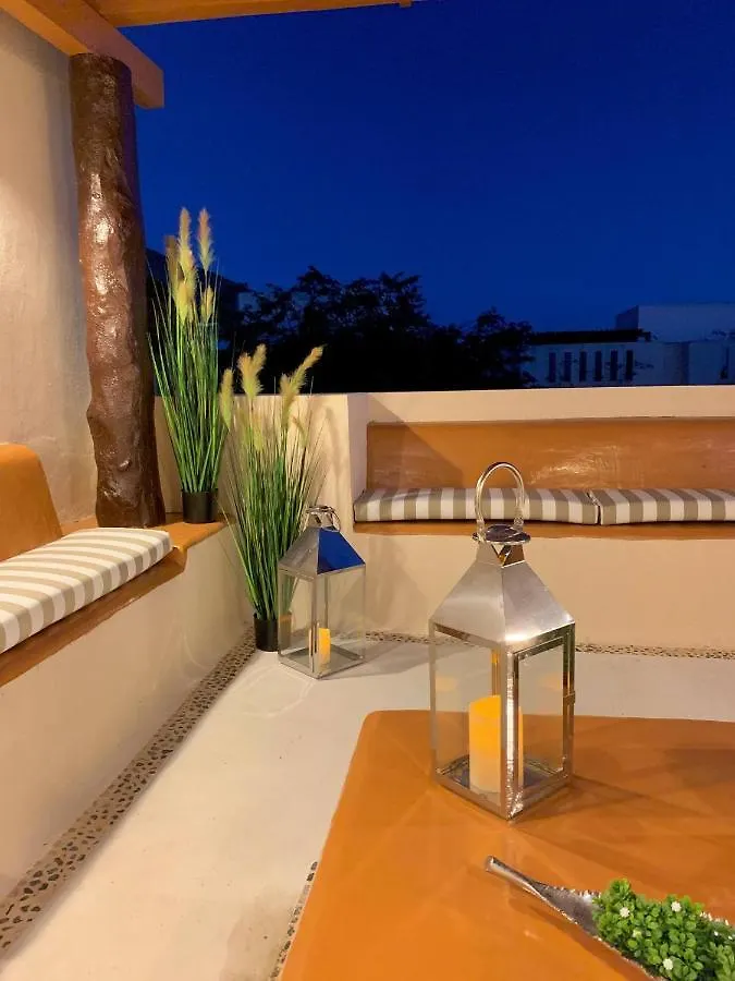 Apartment Sleeps 4-6-Amazing 2 Bedroom Ph With Bbq Jacuzzi Tulum