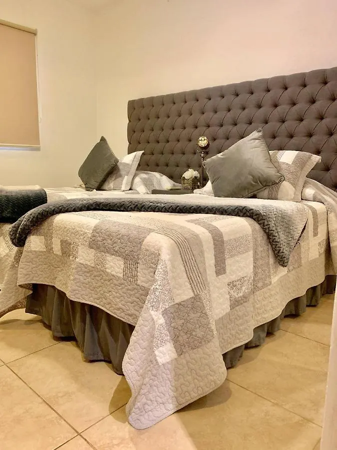 Sleeps 4-6-Amazing 2 Bedroom Ph With Bbq Jacuzzi Tulum Apartment