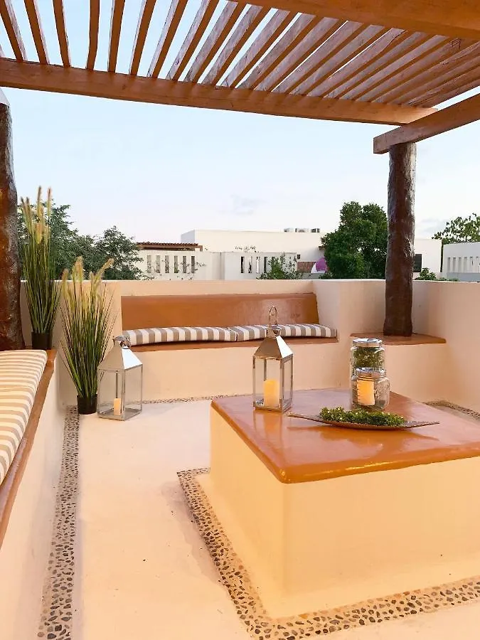 Sleeps 4-6-Amazing 2 Bedroom Ph With Bbq Jacuzzi Tulum 0*,