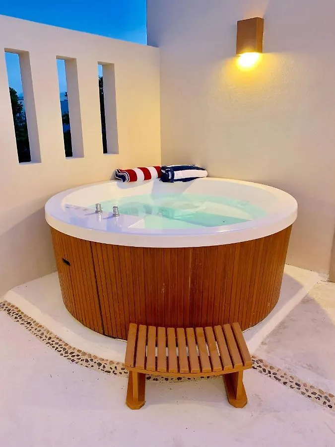 Apartment Sleeps 4-6-Amazing 2 Bedroom Ph With Bbq Jacuzzi Tulum